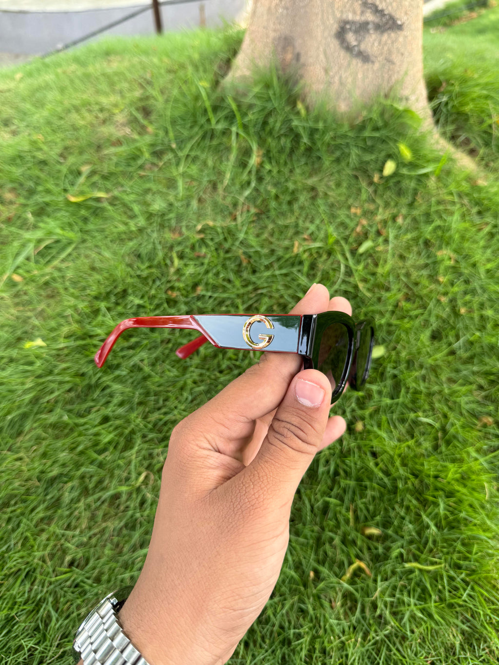 Gucci Black Rectangular Sunglasses with Gold G Logo & Green-Red Accents