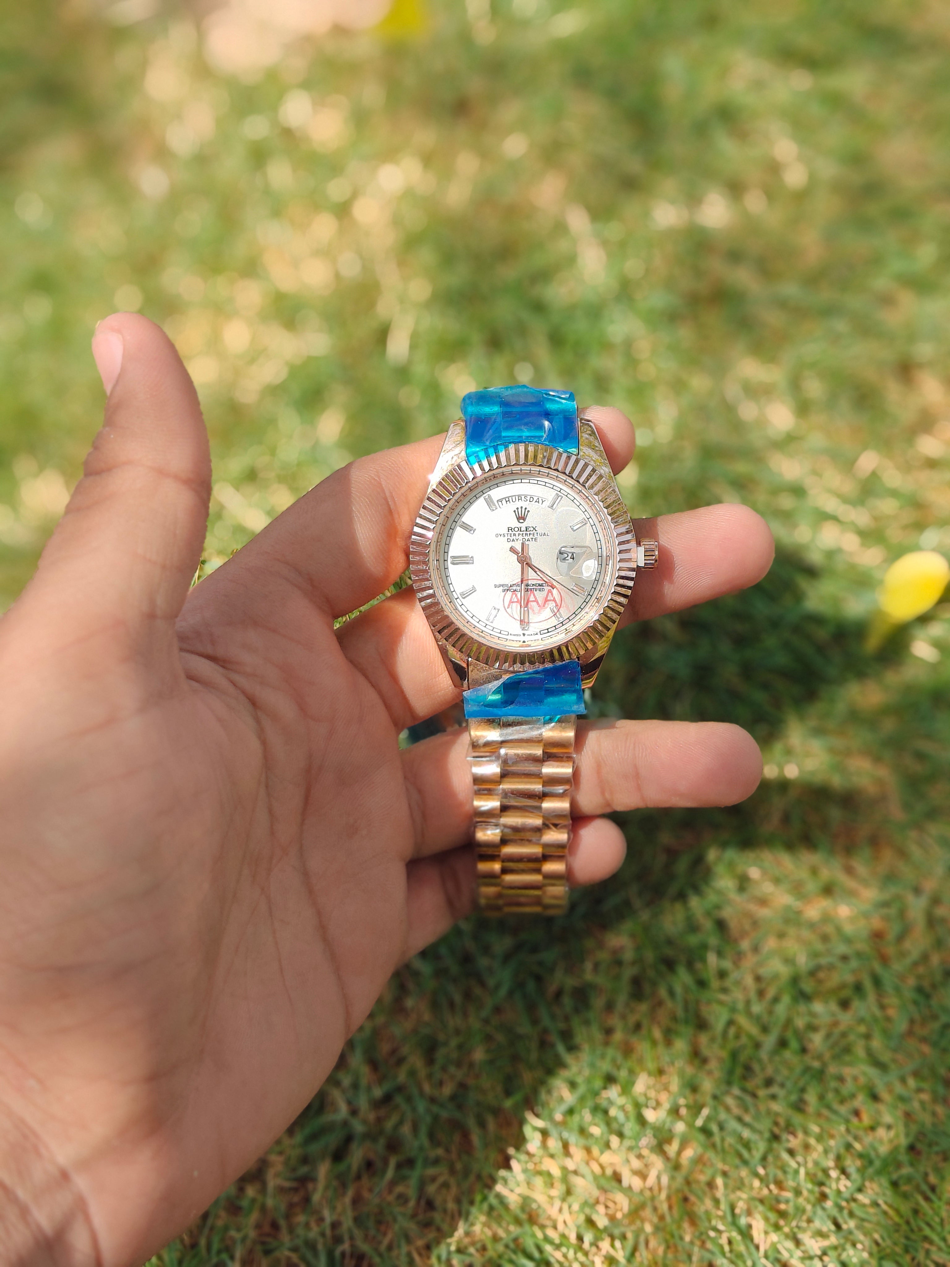 Rolex Day-Date President Style – Full Gold with Silver Dial (Quartz)