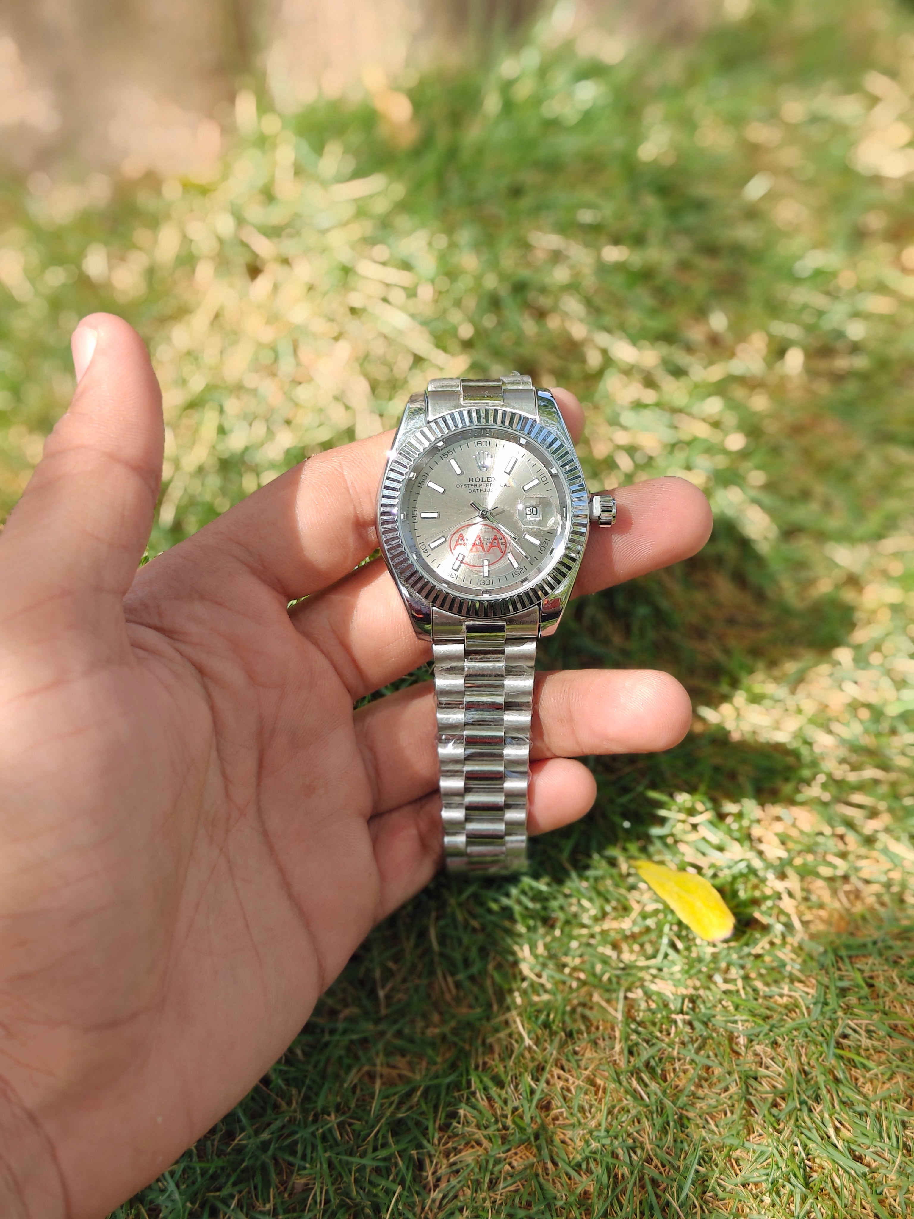 Rolex Datejust Style Executive – Full Stainless Steel with Sunburst Silver Dial (Quartz)