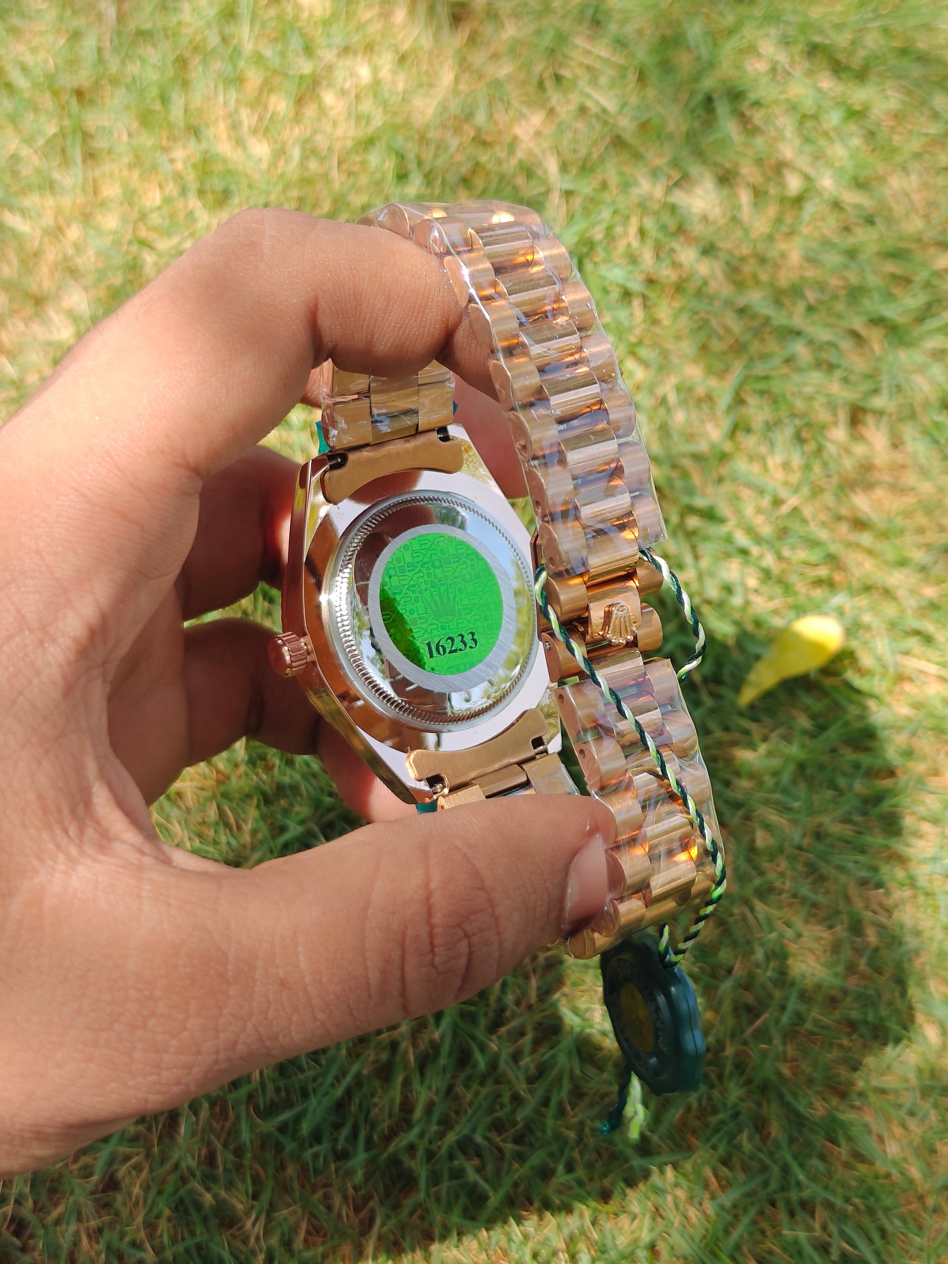 Rolex Day-Date President Style – Full Gold with Silver Dial (Quartz)