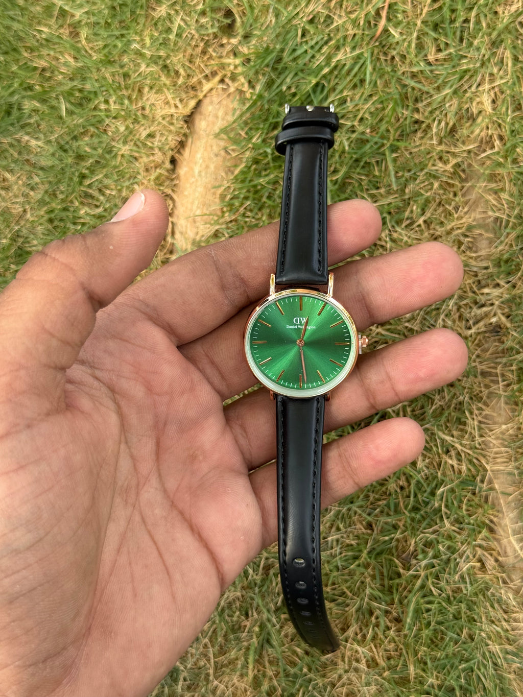 Daniel Wellington Style Minimalist – Emerald Green & Rose Gold Women’s Leather Watch